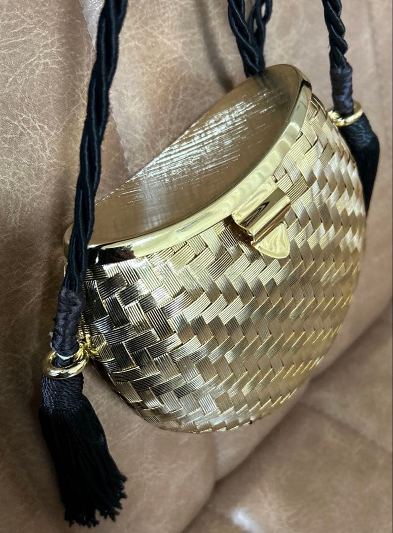 rodo ロド　ショルダーバッグ　斜め掛け　イタリア製　✨メタル製