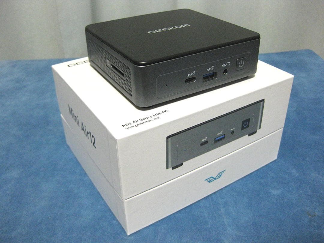 ★GEEKOM NUC Mini Air 12 ミニＰＣの中古美品