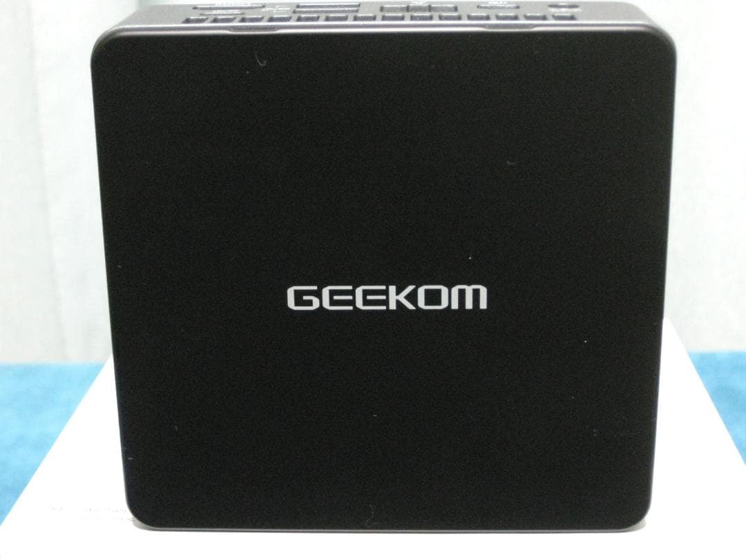 ★GEEKOM NUC Mini Air 12 ミニＰＣの中古美品