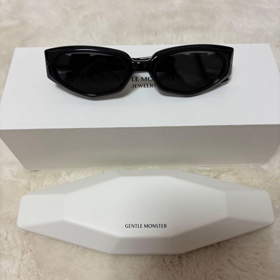 値下げしました‼️ 正規品 GENTLE MONSTER Ruvy Van 01