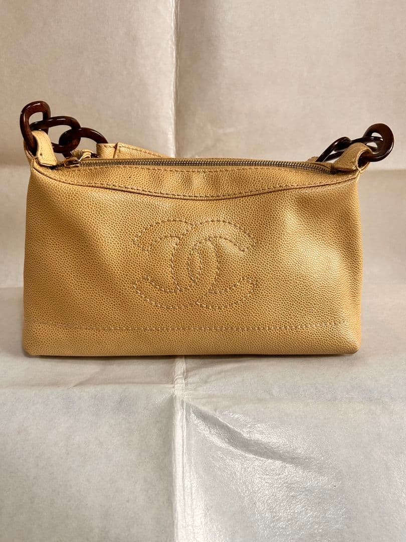 CHANEL ベージュ べっ甲風バッグ