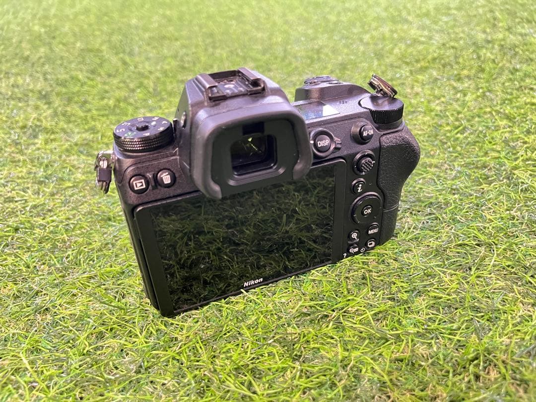 Nikon Z6カメラ本体 箱無し 値下げ不可