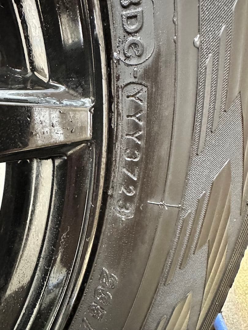 【235/60/R18】送料込み　スタッドレスタイヤ　ホイール付き　CX-60等