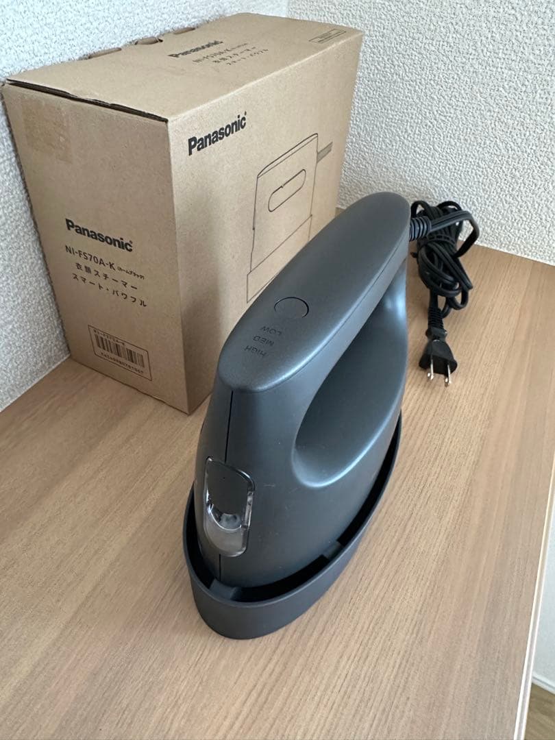 Panasonic 衣類スチーマー　NI-FS70A-K