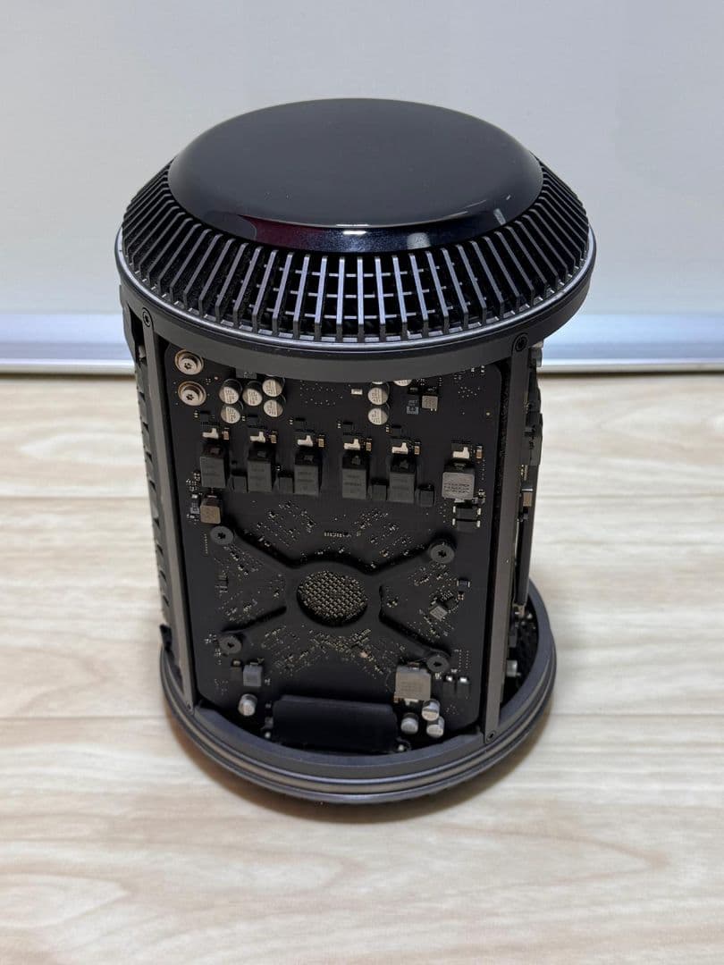 Apple Mac Pro (2013) シルバー 本体 A1481