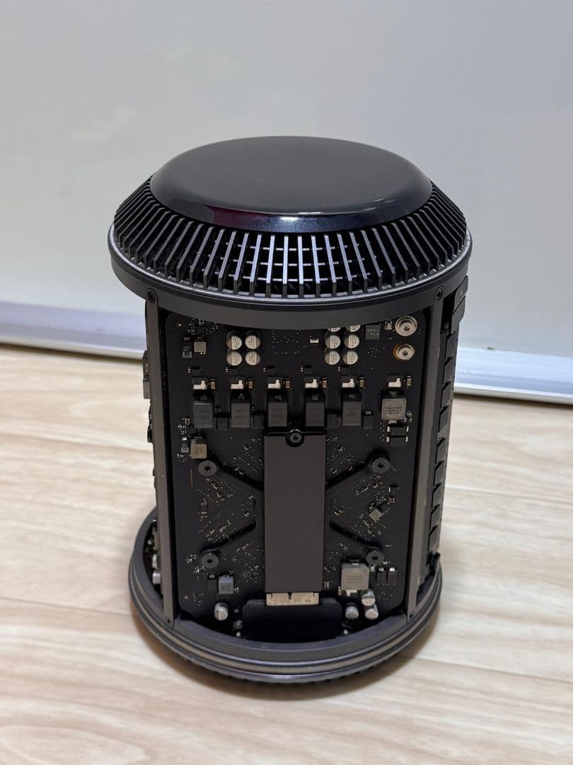 Apple Mac Pro (2013) シルバー 本体 A1481