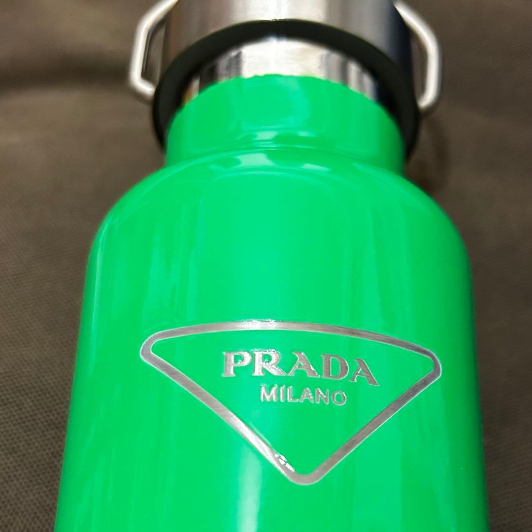 PRADA プラダ トライアングルロゴ 水筒 タンブラー　ステンレス　500ml