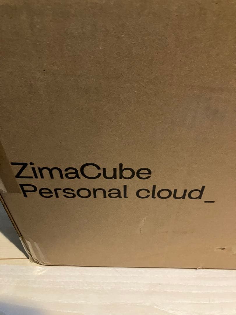 最大164TB！NAS ZimaCube Pro「1235U-64G」10コア