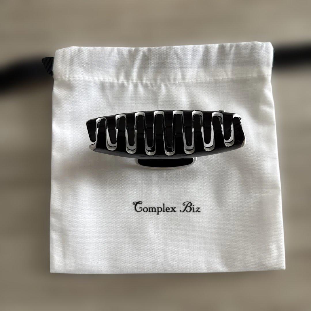 コンプレックスビズ、バイカラーバンズ