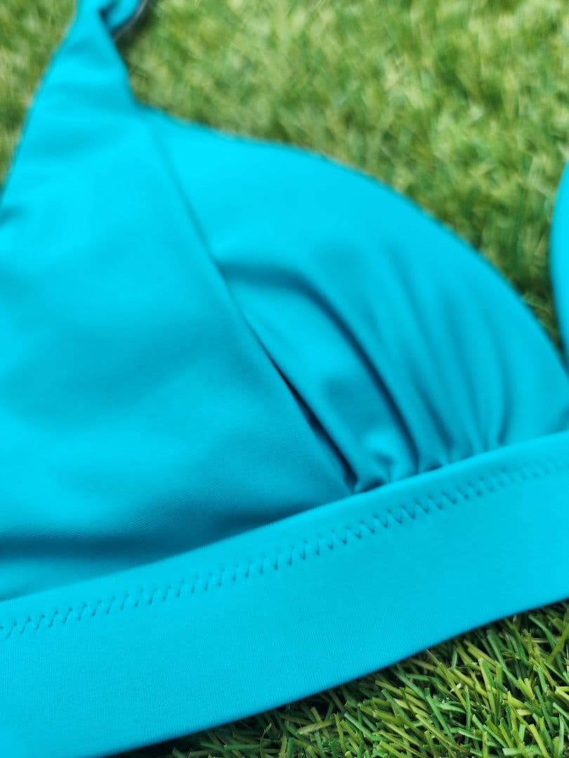 【新品】ターコイズ 　ブルー　ビキニ　水着