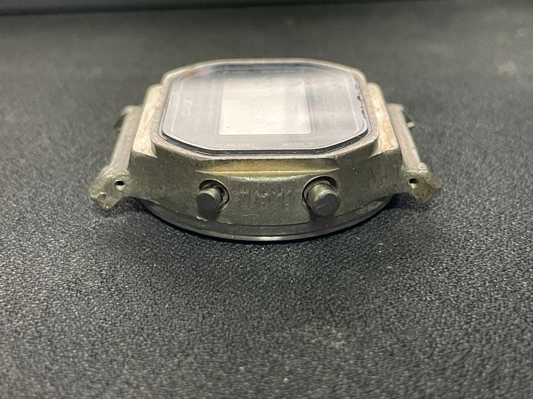 DW-5600C スピードモデル ベゼル破損