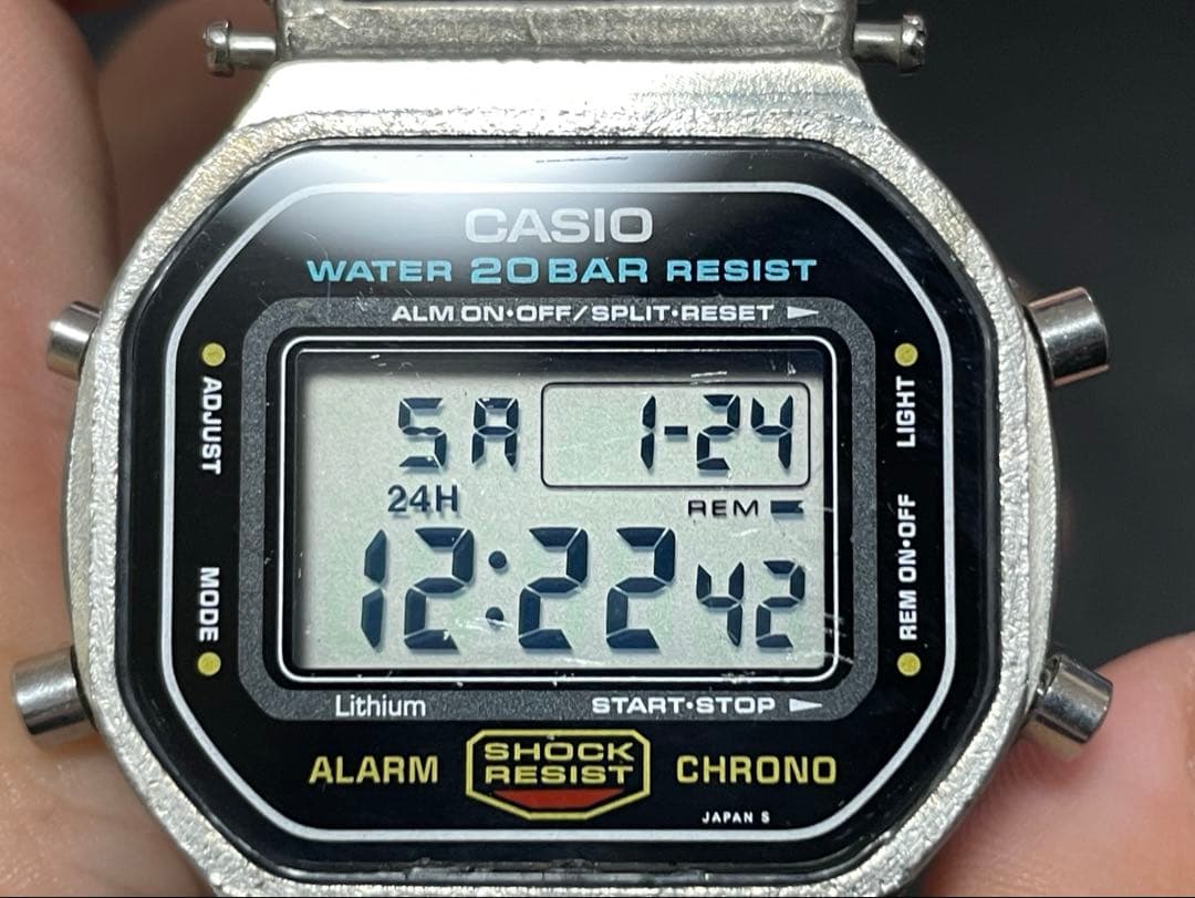 DW-5600C スピードモデル ベゼル破損