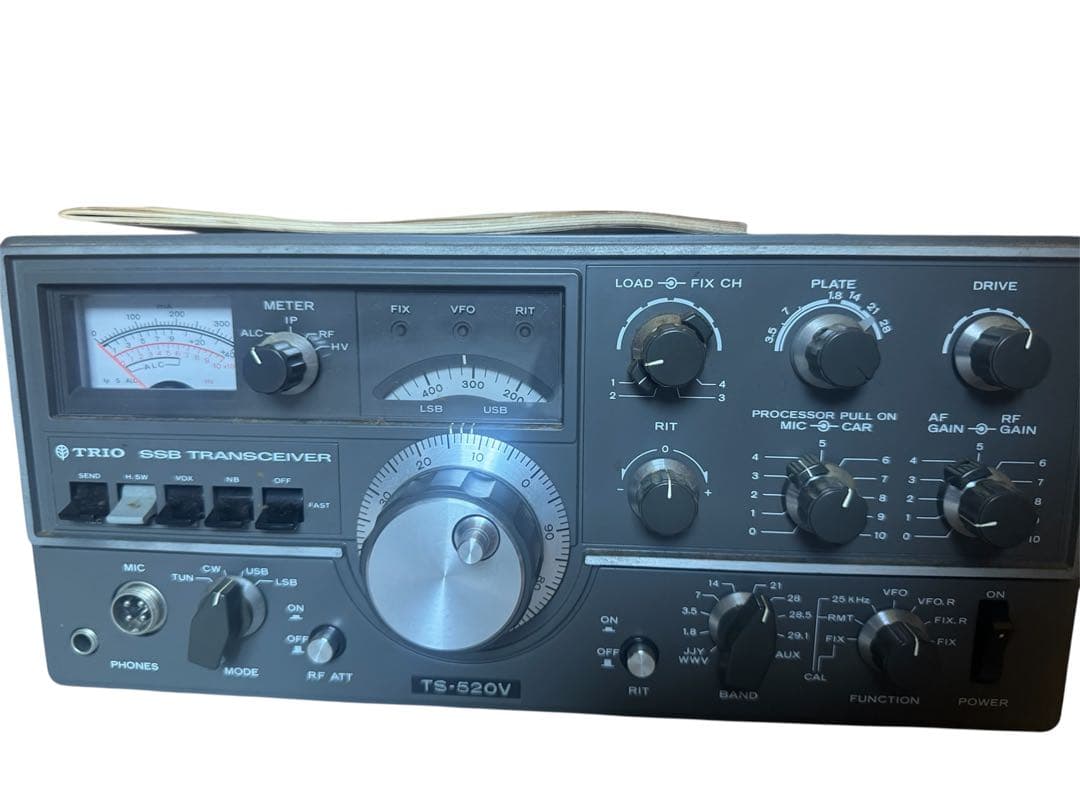 TRIO TS-520V トランシーバー　アマチュア無線機