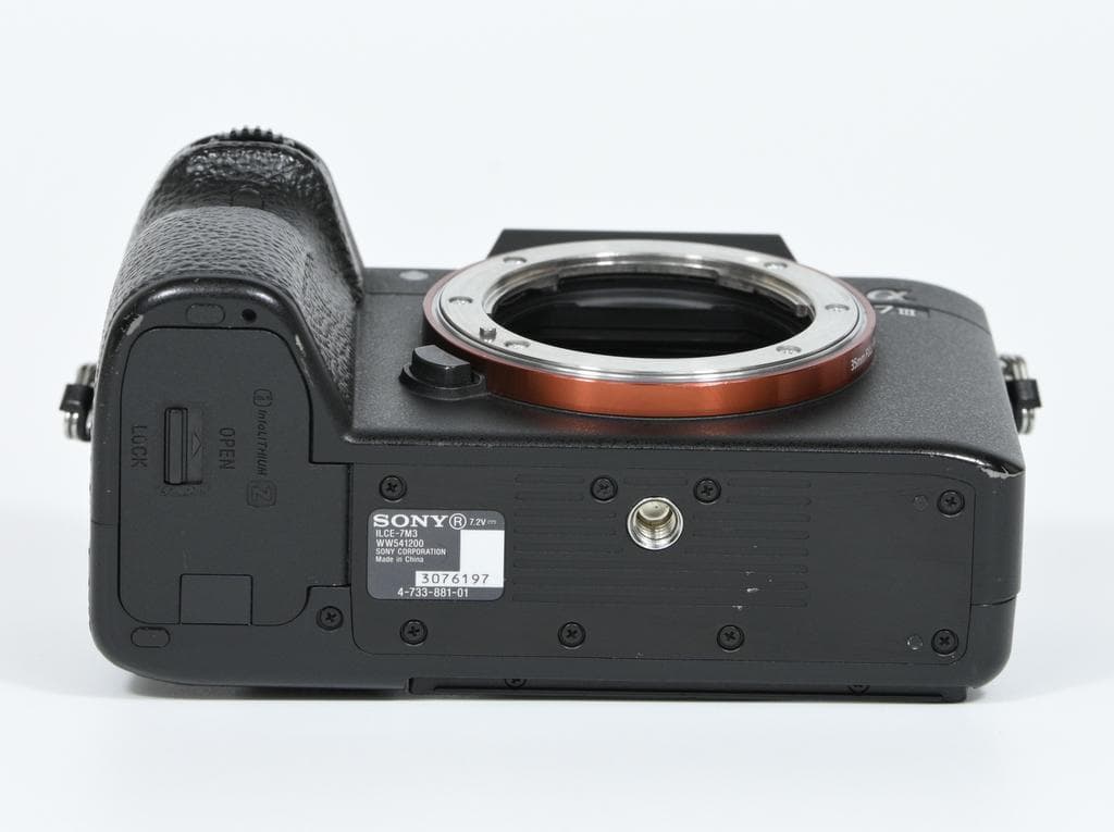 【美品】 ソニー　SONY α7 III ILCE-7M3 ボディ