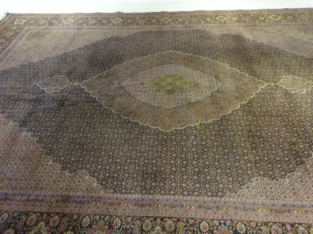 ペルシャ絨毯　タブリーズ産　ウール　500×346　トルコ絨毯　シルク100％