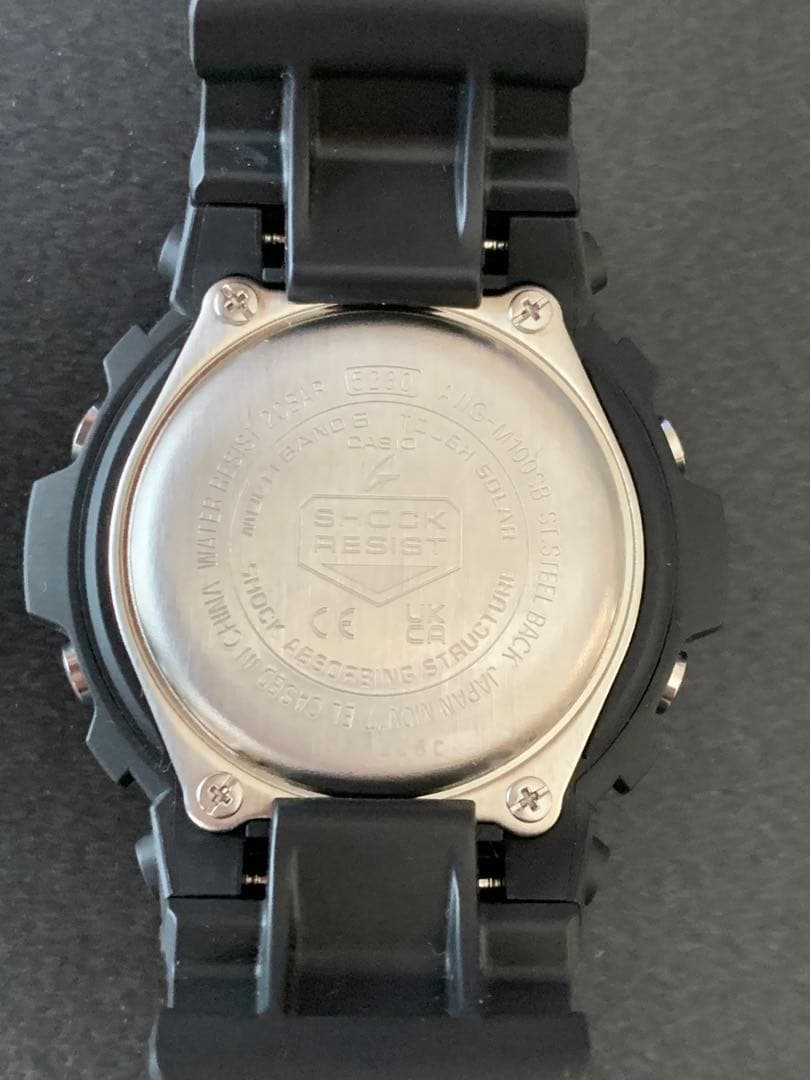 【新品・未使用】定価3万円 G-SHOCK AWG-M100 電波ソーラー