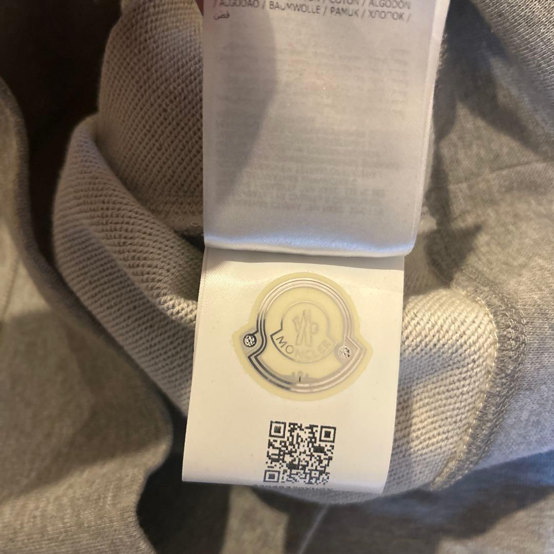 【新品未使用】モンクレール　MAGLIA GIROCOLLO スウェット