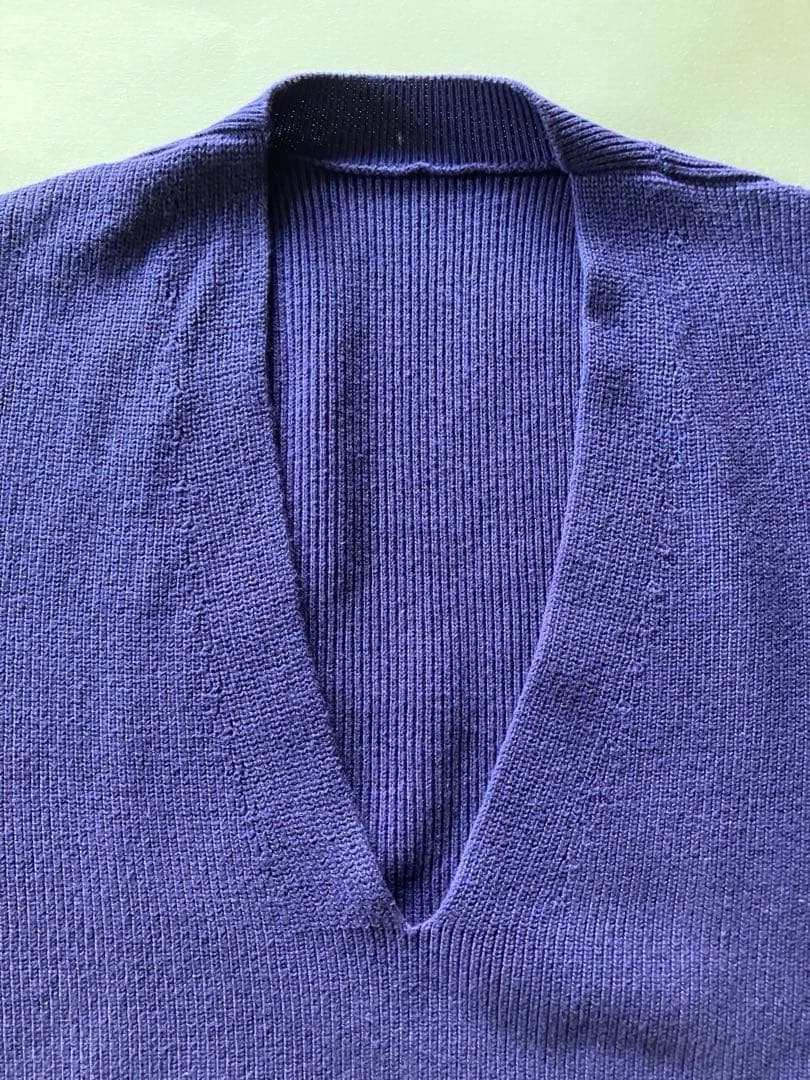 ゴーシュ　コットンファームリブVネックベスト パープル