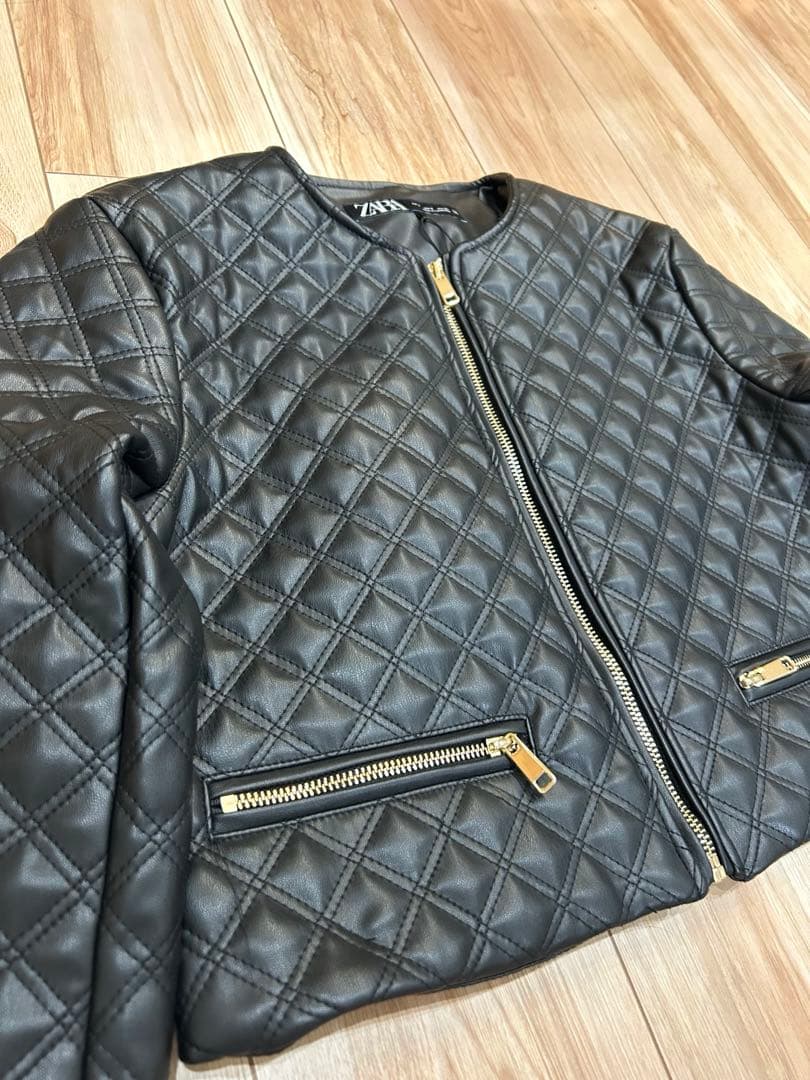 新品未使用　タグ付き　ZARA ショートキルティングフェイクレザージャケット　S