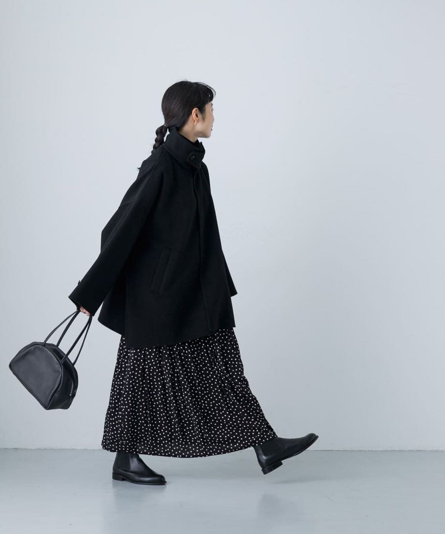 【新品・タグ付き】かぐれ　ウールスタンドショートコート　BLACK