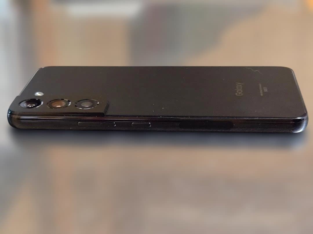 Galaxy S22 SCG13 ファントム ブラック