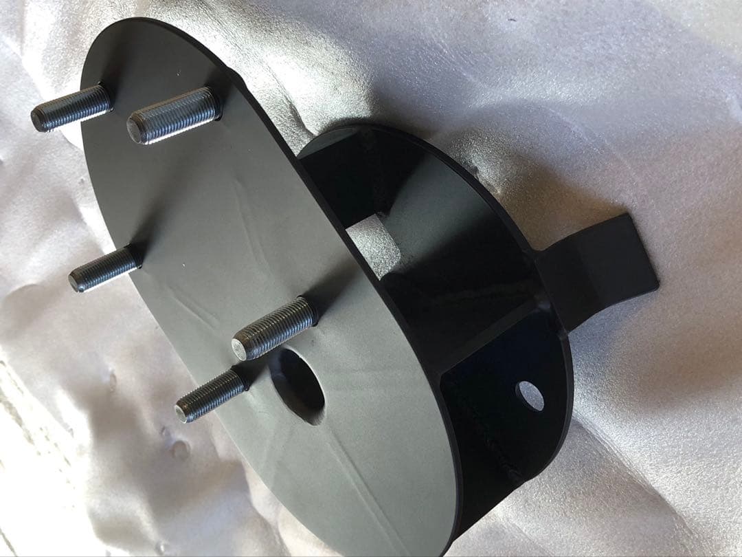 JB64 ジムニー　スペアタイヤ　表履き　　75mm上　移動　ブラケット