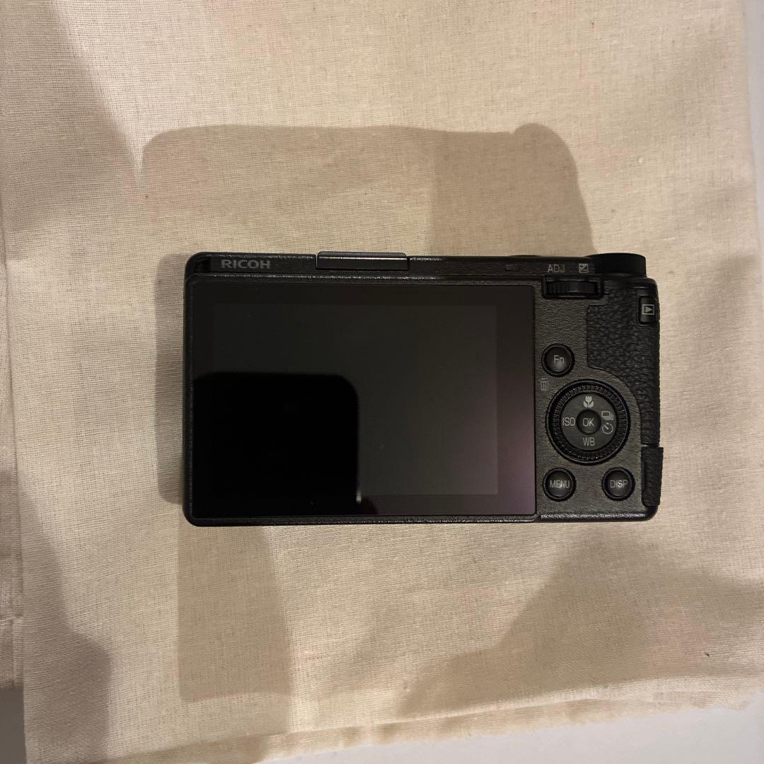 RICOH GRⅢコンパクトデジタルカメラ