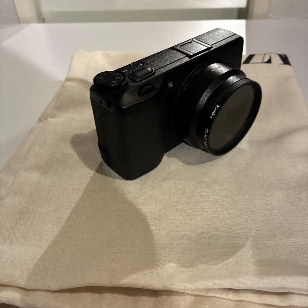 RICOH GRⅢコンパクトデジタルカメラ