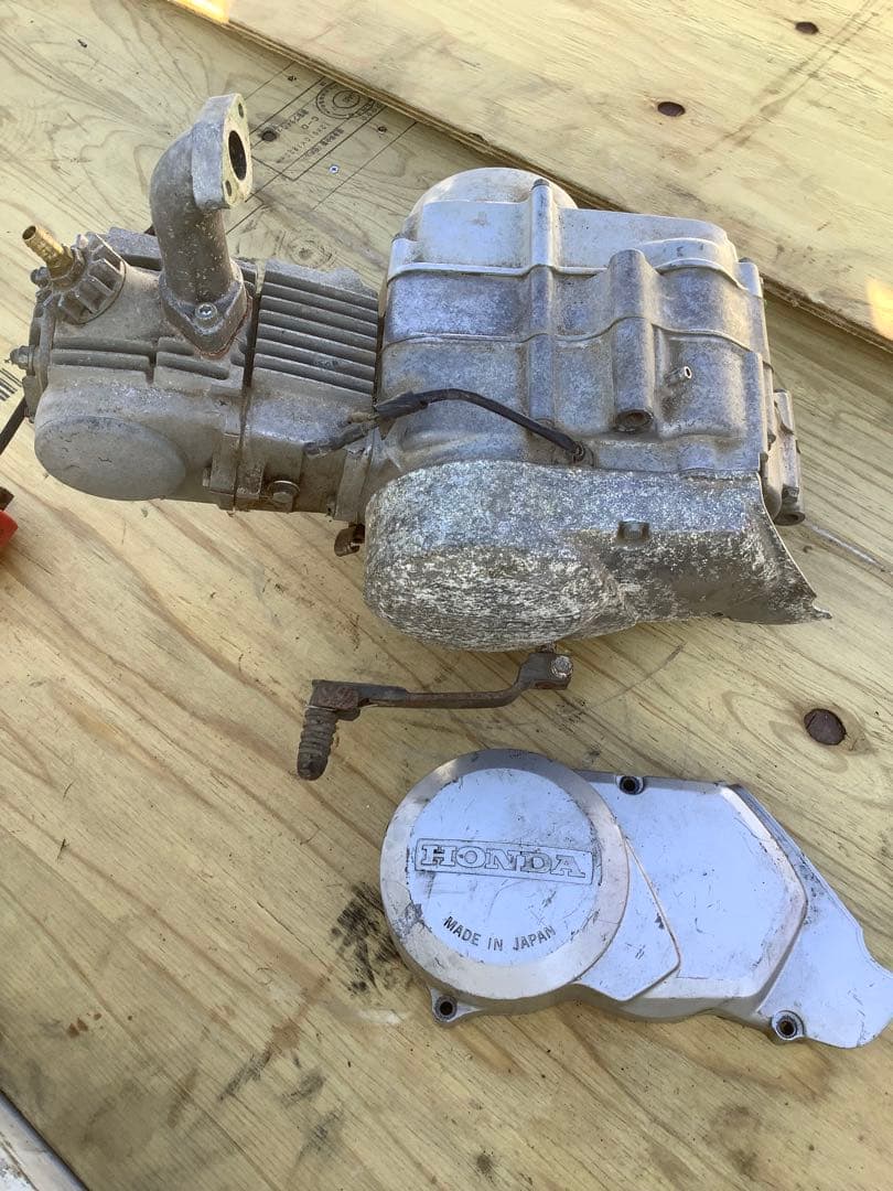 CRF50 エンジン　AE03E モンキー　JAZZ カブ