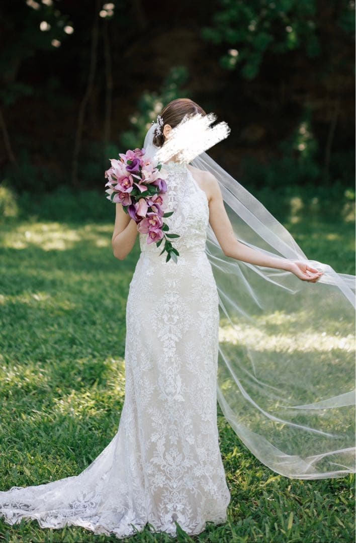 ウェディングドレス　総レース　バックオープン　マーメイドドレス