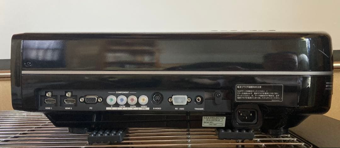 JVCビクターDLA-HD750-B ランプ時間772h