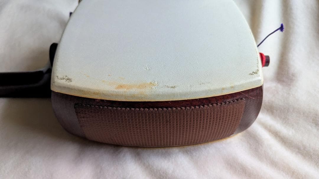 高品質の三味線と付属品