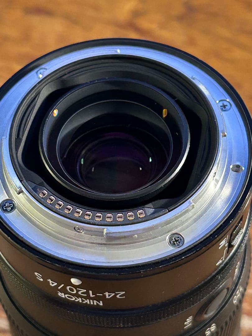NIKKOR Z 24-120mm f/4 Sレンズ
