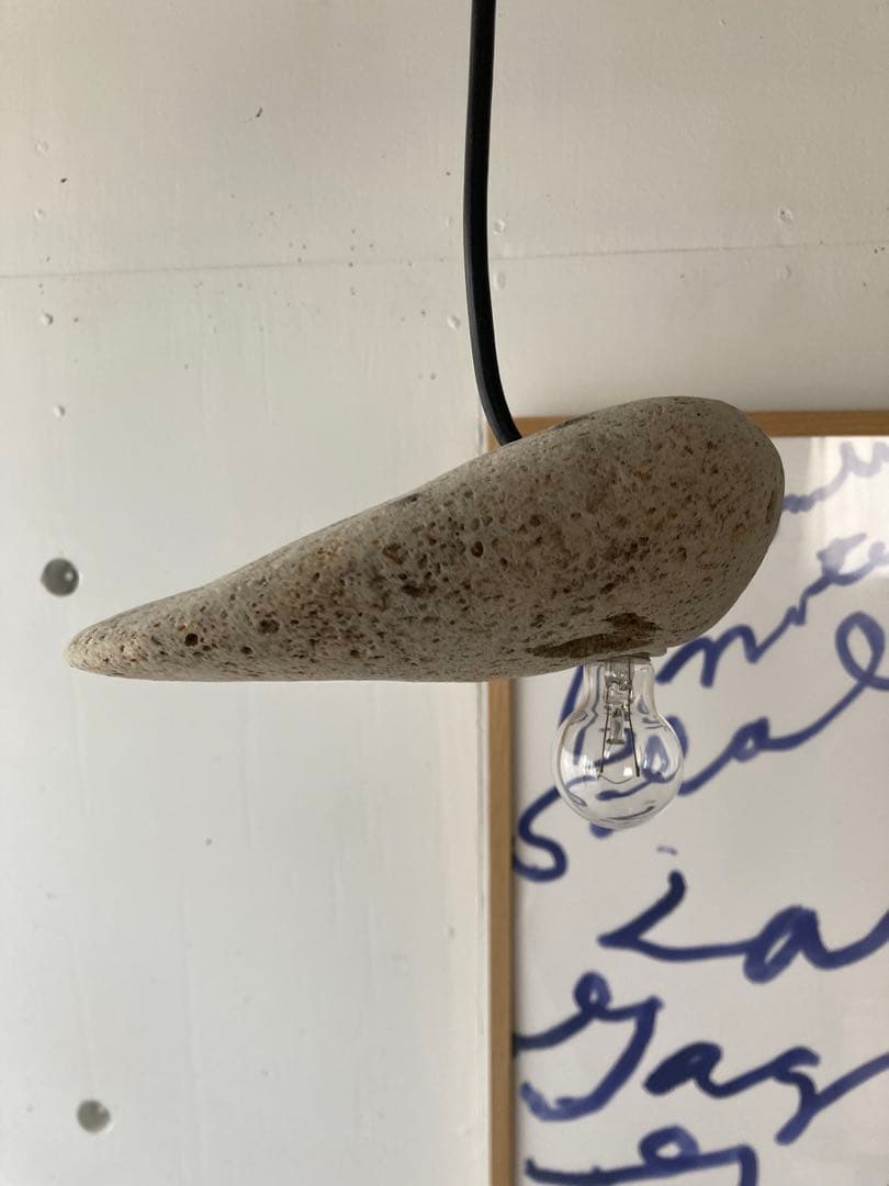 ライトイヤーズ　モアライト　溶岩石シングル　ケース付き　未使用品