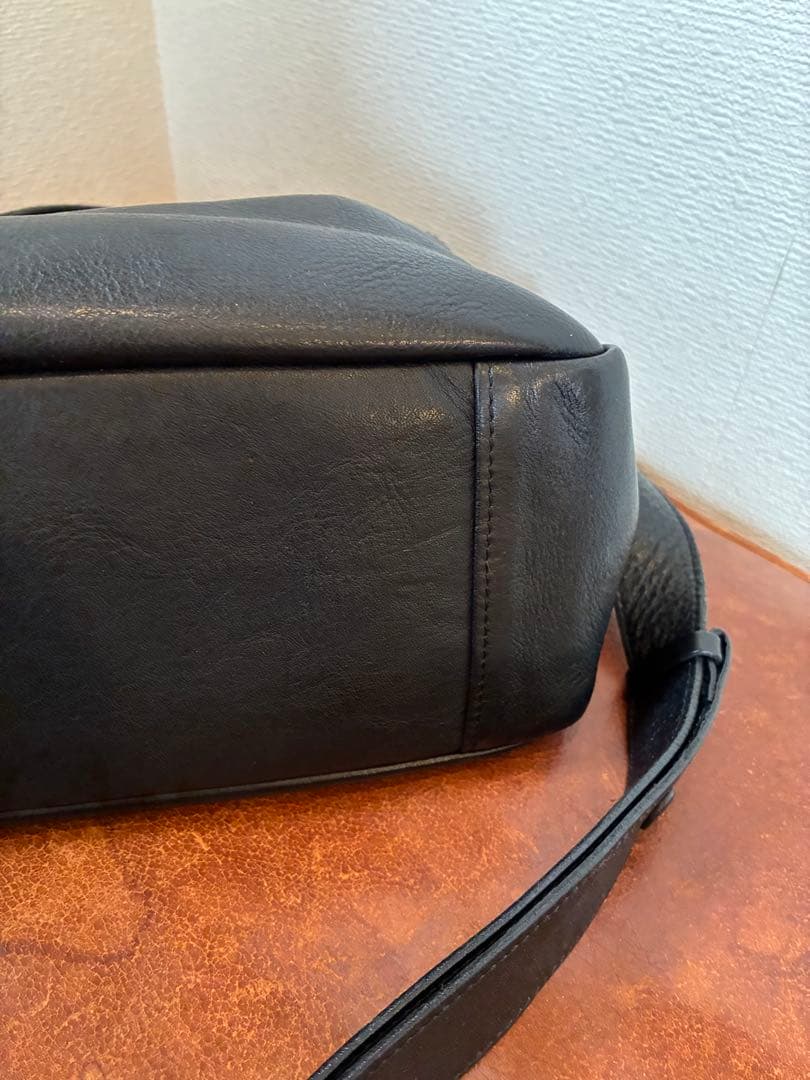 ブラックレザー ビジネスバッグ