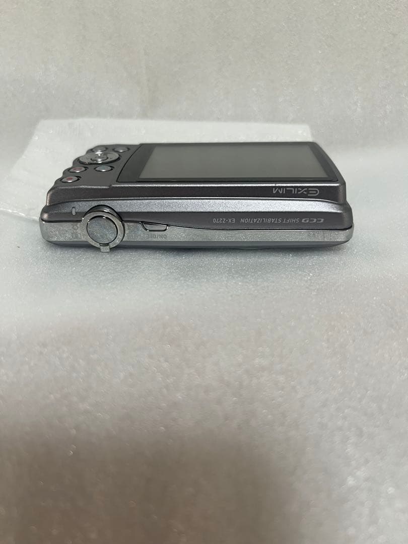 【極美品】CASIO EXILIM EX-Z270 シルバー