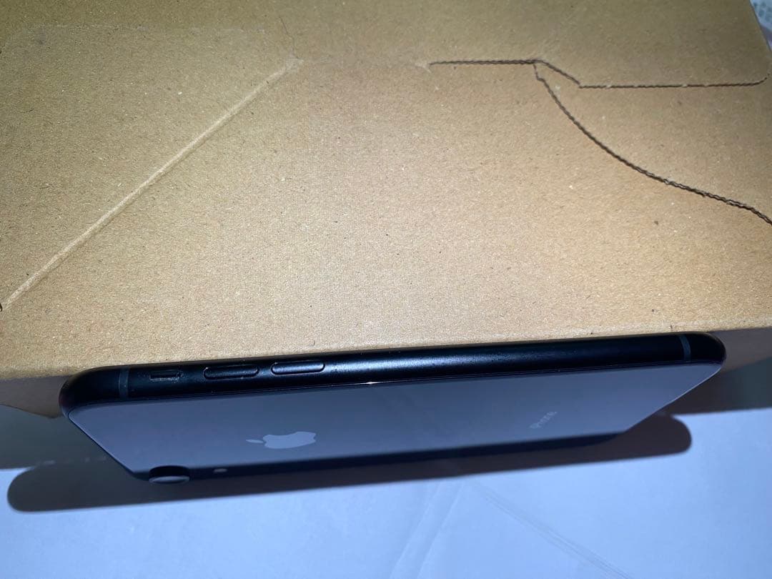 iPhone XR 128GB sim フリー