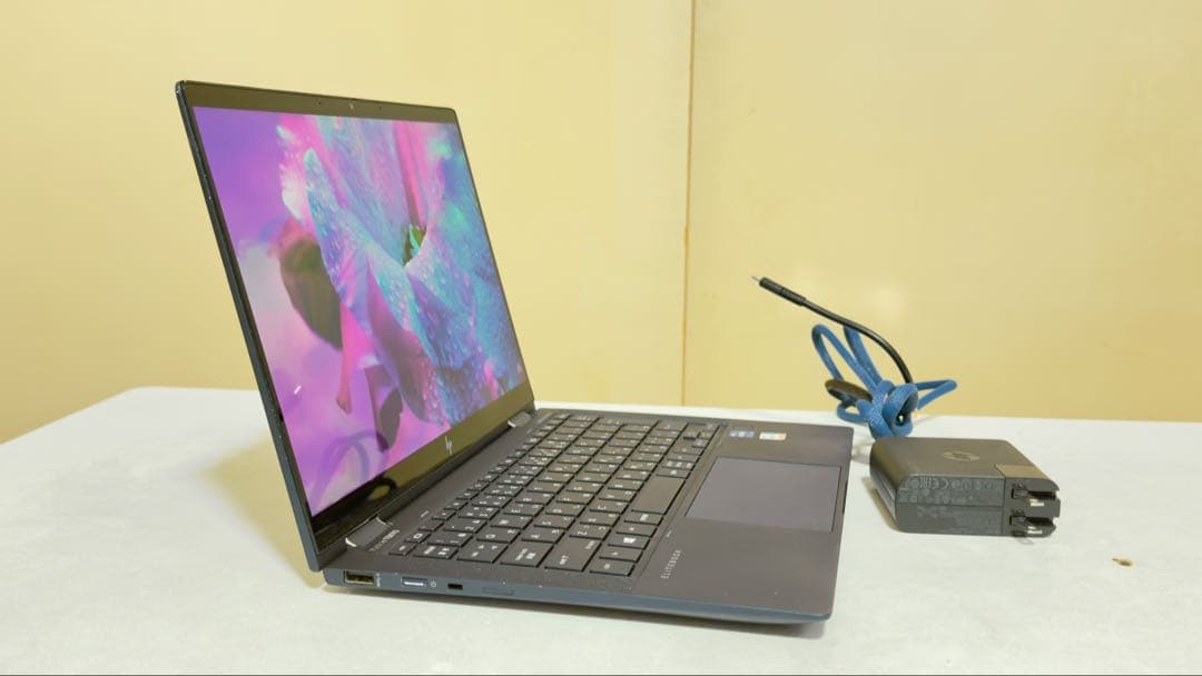 い*と様 hp dragonfly G2 i7 1165G7 16/256 タッ