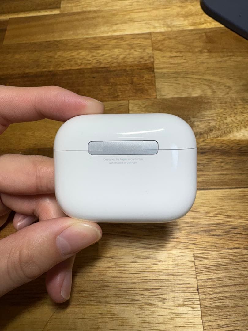 AirPods Pro 3 本体 ホワイト ワイヤレス充電対応