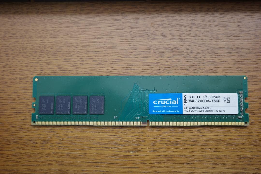メモリー Crucial DDR4-3200 16GB