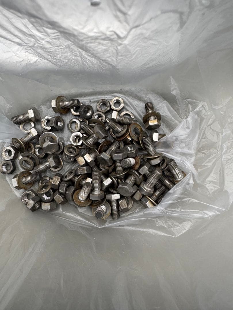 トラック 泥除けステンレス　3枚セット　2山　裏板、ステンレスネジ付き