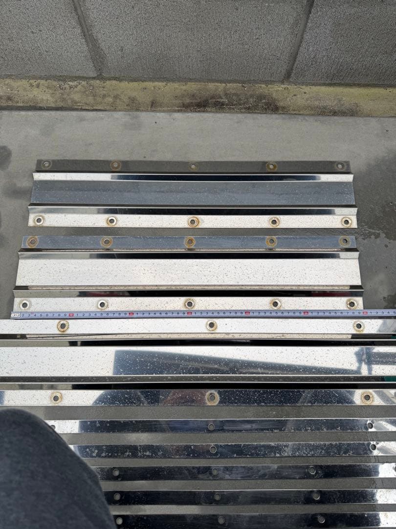 トラック 泥除けステンレス　3枚セット　2山　裏板、ステンレスネジ付き