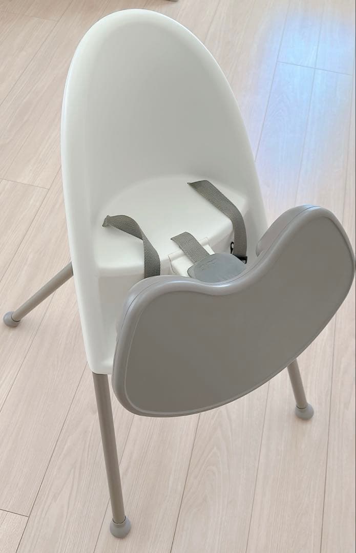 【美品！】ベビービョルン ハイチェア (ハーネス付) ホワイト/グレー 希少色