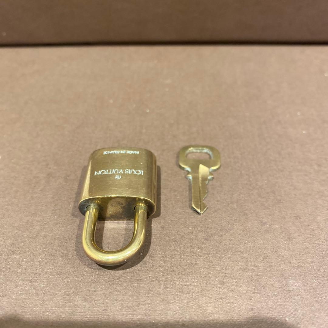 L00119　ルイヴィトン　パドロック　カデナ　南京錠　鍵