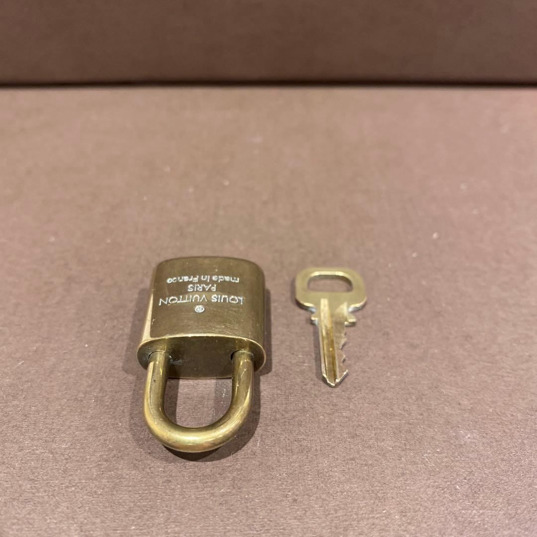 L00119　ルイヴィトン　パドロック　カデナ　南京錠　鍵