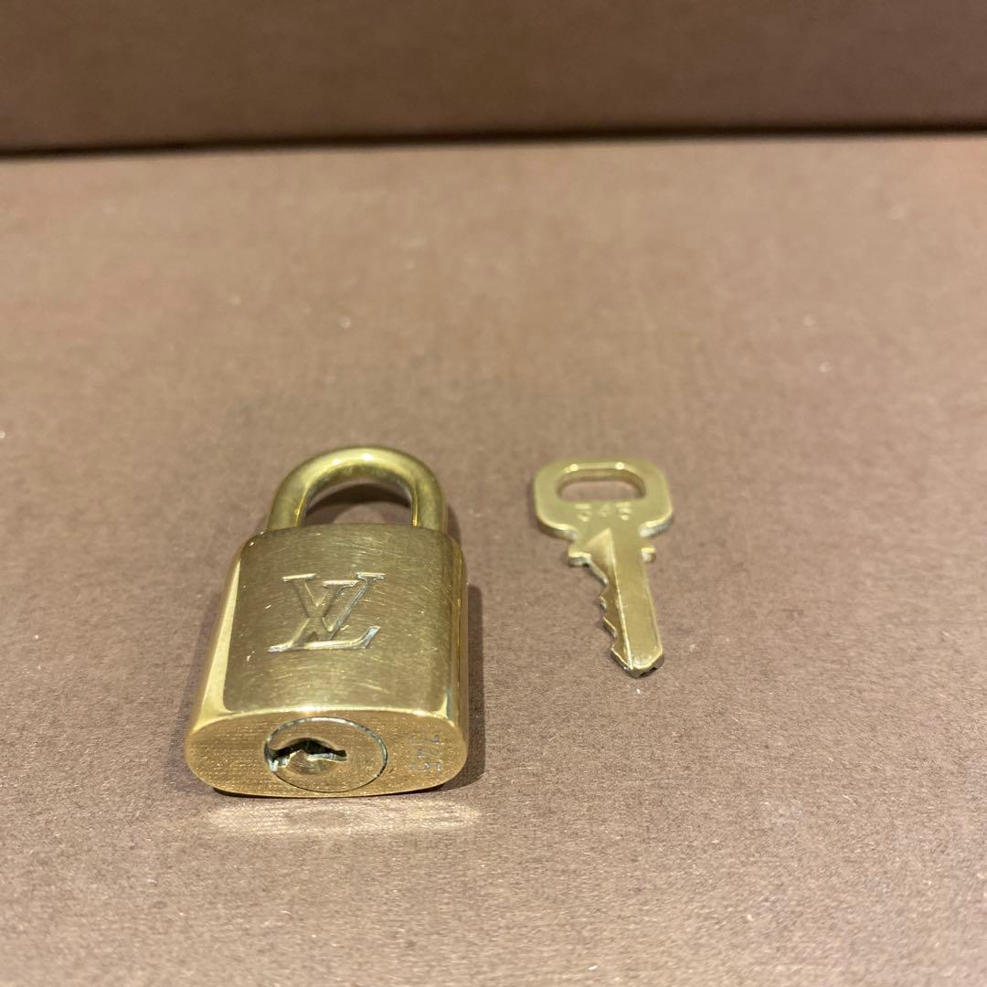 L00119　ルイヴィトン　パドロック　カデナ　南京錠　鍵