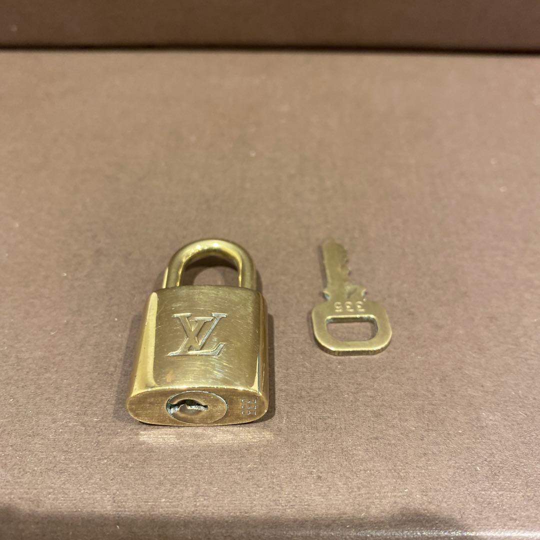 L00119　ルイヴィトン　パドロック　カデナ　南京錠　鍵