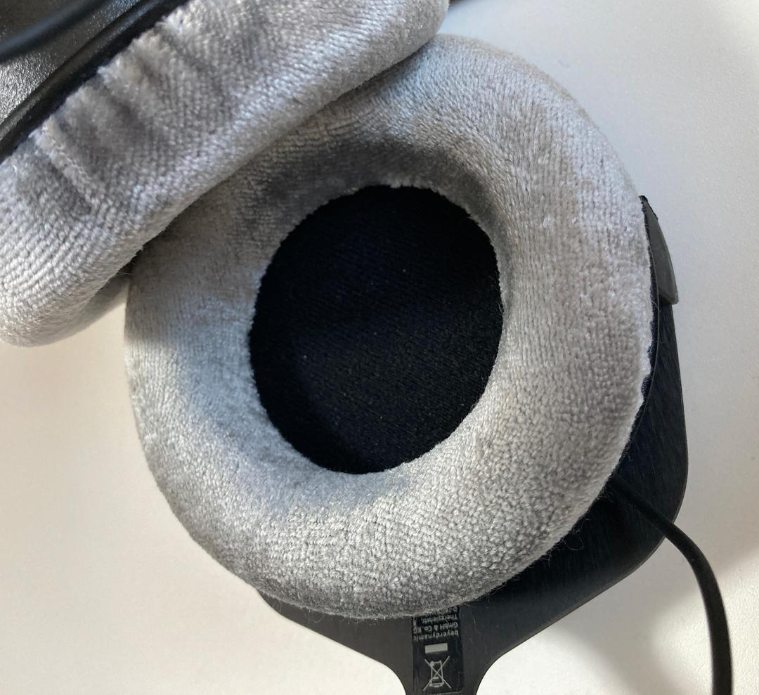 【美品】DT990PRO 250Ω beyerdynamic　有線ヘッドホン