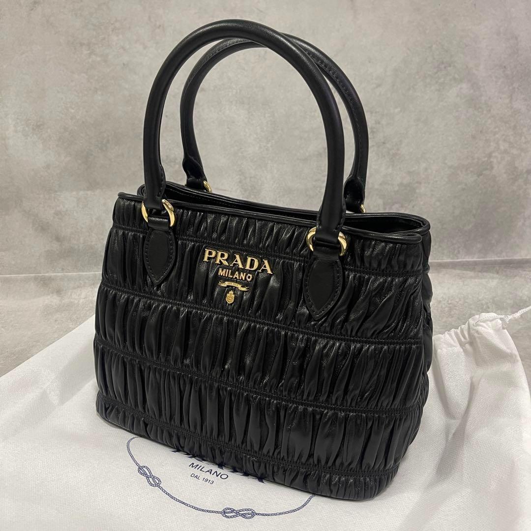 新品✨PRADA プリーツ ナッパレザー 2way ハンドバッグ ブラック