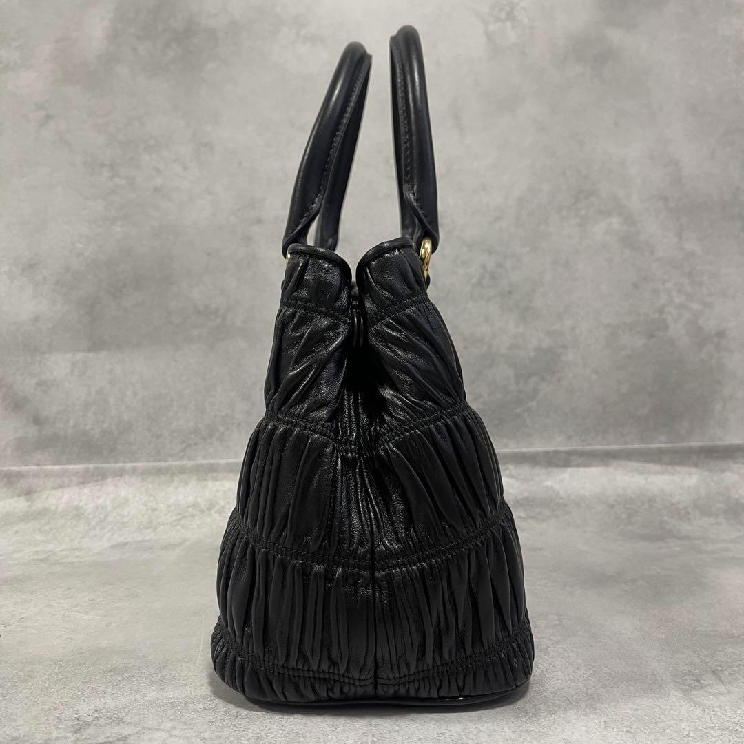 新品✨PRADA プリーツ ナッパレザー 2way ハンドバッグ ブラック